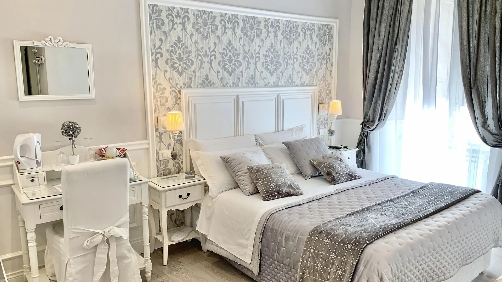 Bed and Breakfast Charme & Chic à Rome